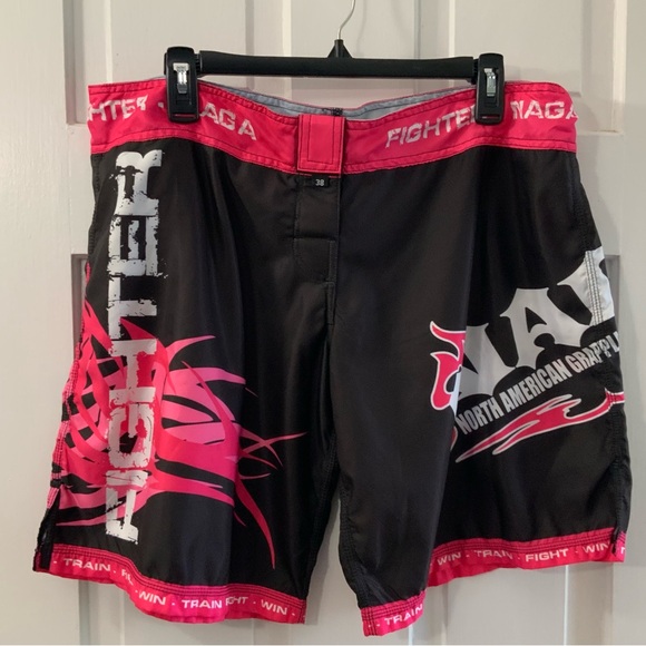 NAGA Fighter Pink Tribal Board Fight Shorts Size 38 - Picture 1 of 6